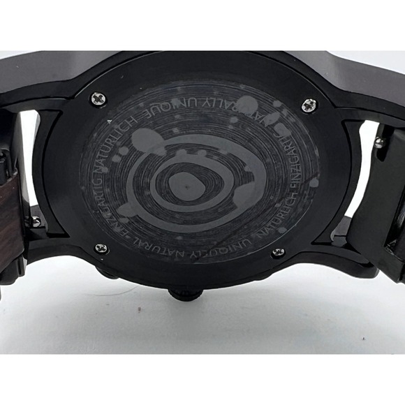 Holzkern Wooden Watch for Men with Display Box Elegant Style Timepiece‎ - Picture 6 of 13